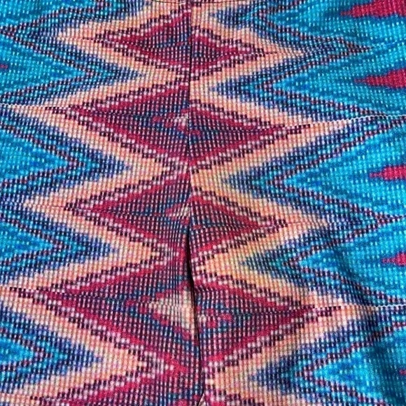 Goldsheep Teal And Pink Zig Zag Print Leggings - Picture 3 of 5